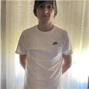 Hola, me llamo Eneko y estoy cursando en la Universidad de Deusto. Soy un chaval joven simpático y agradable, con ganas de ayudar.